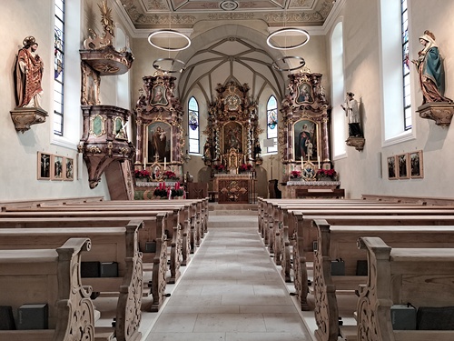 Knapp 1 Jahr dauerte die Innenrenovierung der Pfarrkirche Raggal